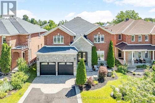 49 PRINCE WILLIAM WAY  Barrie, ON L4N 0Y9