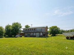 64 Lakeview RD  Matheson Island, MB R0C 2A0