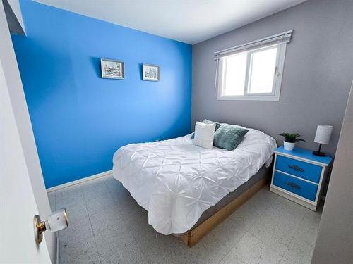 64 Lakeview Rd, Matheson Island, MB 