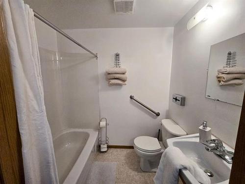 64 Lakeview Rd, Matheson Island, MB 