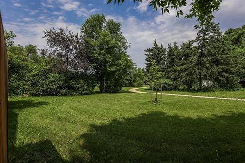 339 Gilmore Ave, Winnipeg, MB 