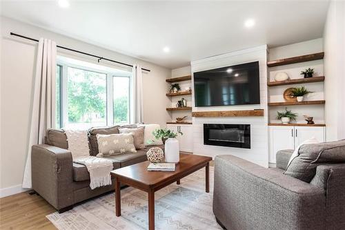 339 Gilmore Ave, Winnipeg, MB 