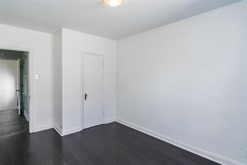 232 Cathedral Ave, Winnipeg, MB 