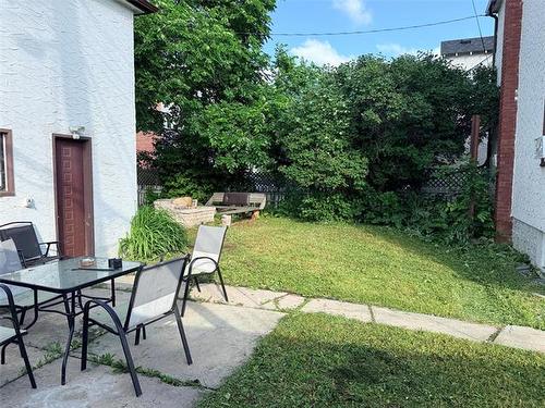 232 Cathedral Ave, Winnipeg, MB 
