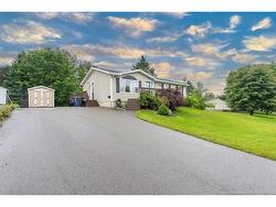 5 Sinclair ST Saint Stephen, NB E3L 3C8