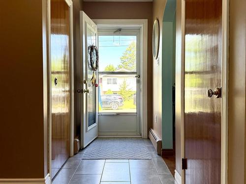 6 Smith Avenue, Springhill, NS 