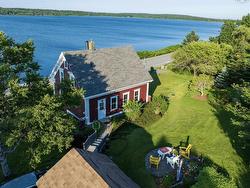 2832 332 Highway Bayport, NS B0J 2X0