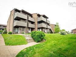 19 4 Rose Way  Dartmouth, NS B2Y 4L9