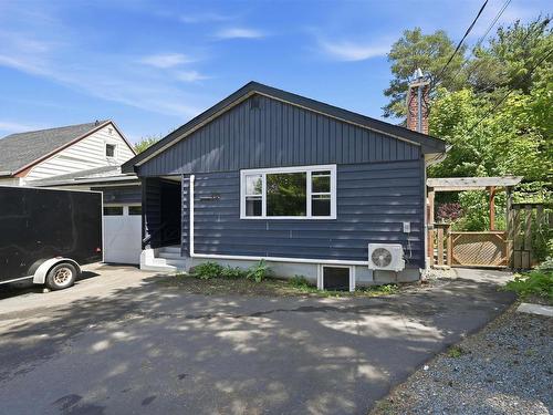 8B Gordon Street, Bedford, NS 
