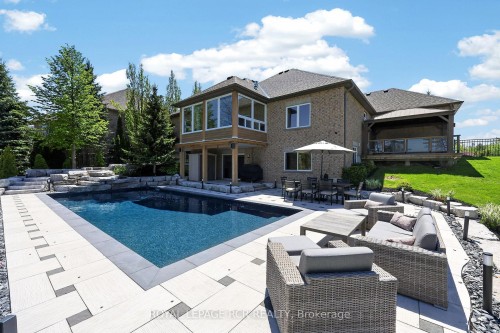78 Glenhuron Drive, Springwater, ON 