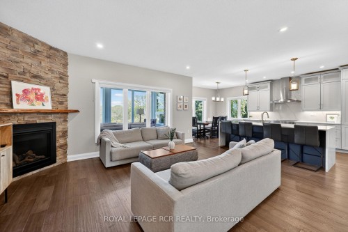 78 Glenhuron Drive, Springwater, ON 
