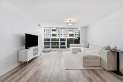 301-263 Wellington Street W Toronto, ON M5V 1E1
