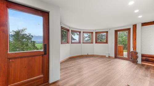 1084 Simmons Road, Creston, BC 