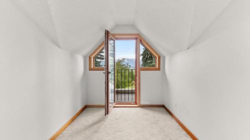 1084 Simmons Road, Creston, BC 