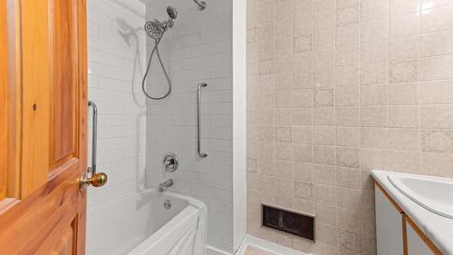1084 Simmons Road, Creston, BC 