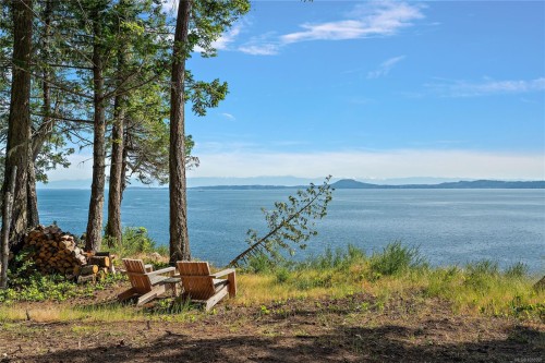 377 Evergreen Lane, Sidney Island, BC 