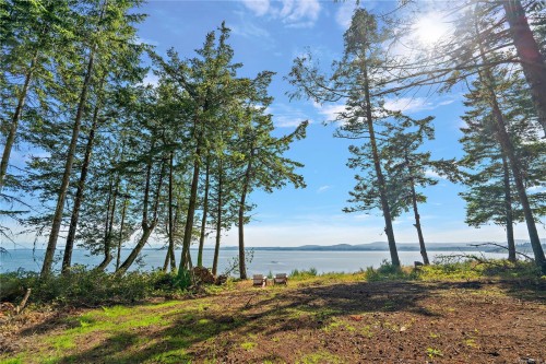 377 Evergreen Lane, Sidney Island, BC 
