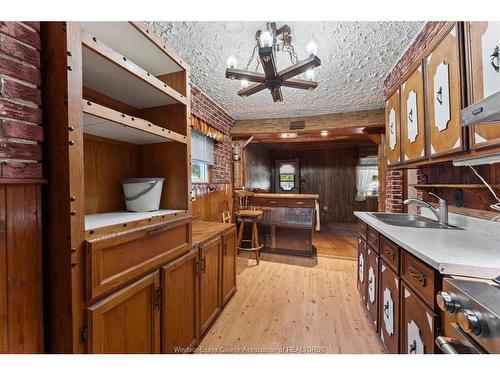 3648 King, Windsor, ON 