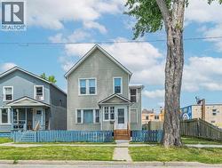 576 JANETTE Windsor, ON N9A 4Z5