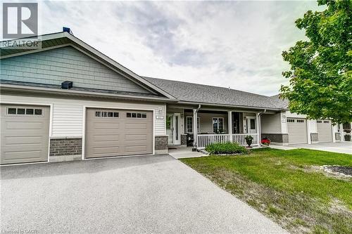 61 IVY Crescent  Wasaga Beach, ON L9Z 0H8