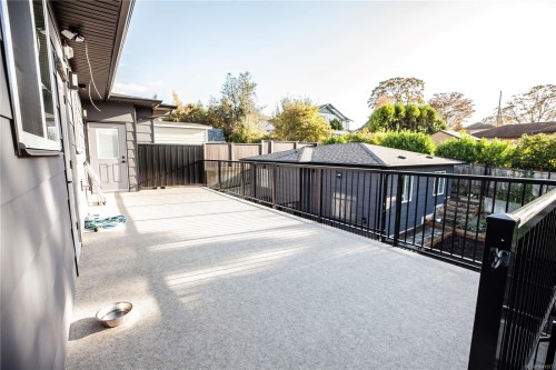 741 Snowdrop Ave, Saanich, BC 