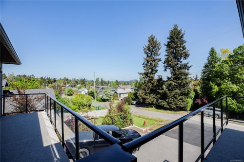 741 Snowdrop Ave, Saanich, BC 