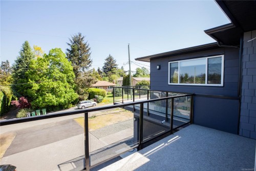 741 Snowdrop Ave, Saanich, BC 