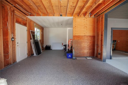 741 Snowdrop Ave, Saanich, BC 