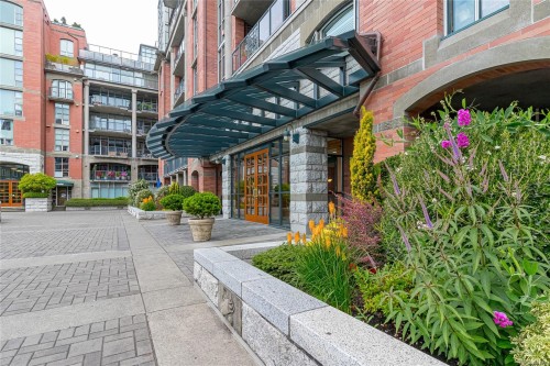 #323-21 Dallas Rd  Victoria, BC V8V 4Z9