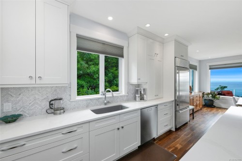 7420 Thornton Hts, Sooke, BC 