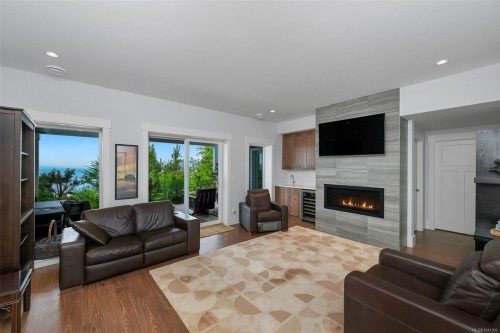 7420 Thornton Hts, Sooke, BC 