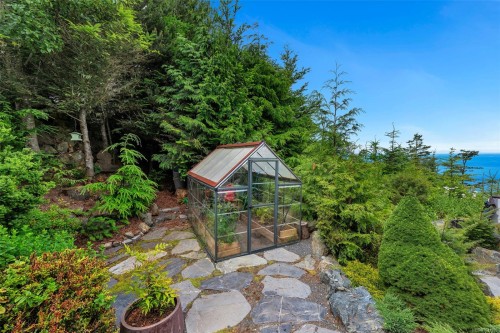 7420 Thornton Hts, Sooke, BC 