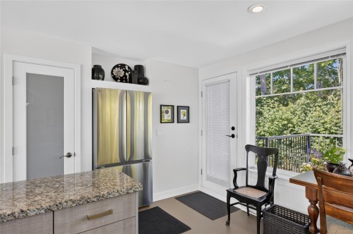 1685 Beaufort Ave, Comox, BC 