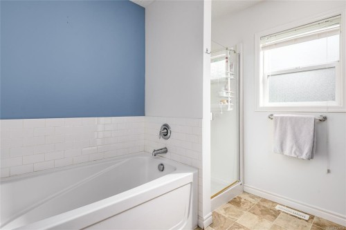 1416 Noel Ave, Comox, BC 