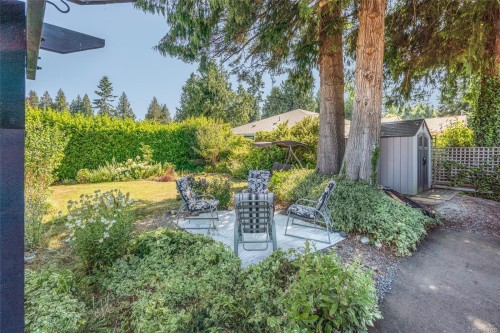 560 Eaglecrest Dr, Qualicum Beach, BC 