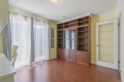 560 Eaglecrest Dr, Qualicum Beach, BC 