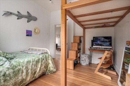 950 Bruce Ave, Nanaimo, BC 