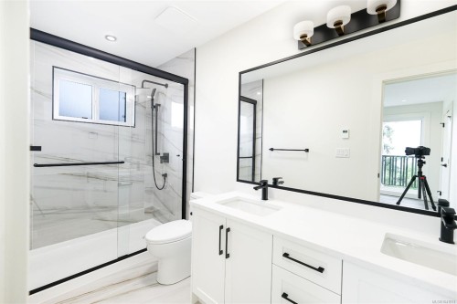 909 Harbour View St, Nanaimo, BC 