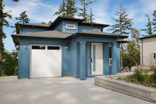 909 Harbour View St, Nanaimo, BC 
