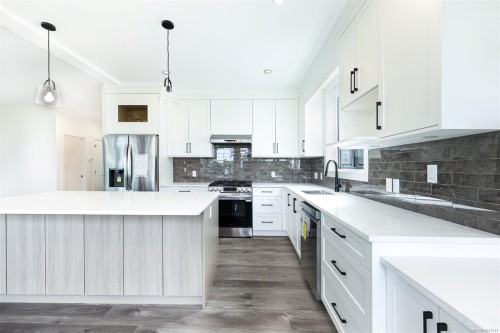 909 Harbour View St, Nanaimo, BC 