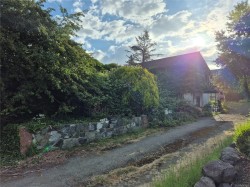 4129 Gillie Rd Saanich, BC V9E 2C7