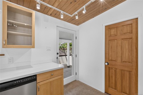 343 Lazo Rd, Comox, BC 