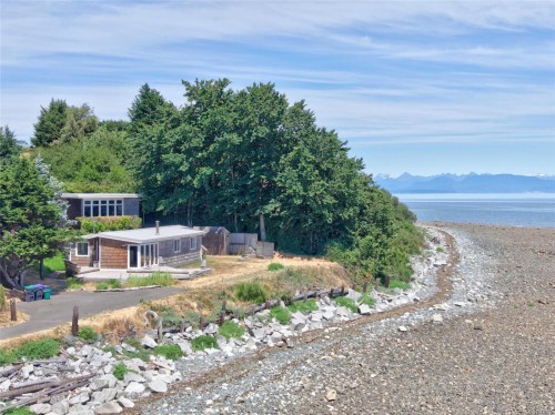 343 Lazo Rd, Comox, BC 