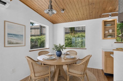 343 Lazo Rd, Comox, BC 