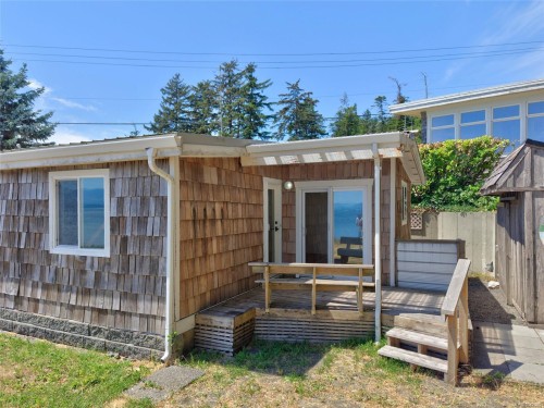 343 Lazo Rd, Comox, BC 