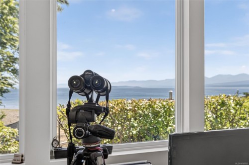 343 Lazo Rd, Comox, BC 