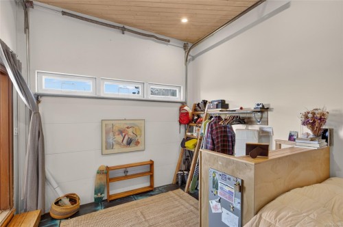 343 Lazo Rd, Comox, BC 