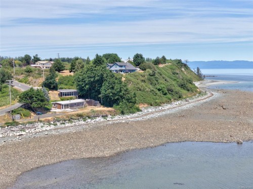 343 Lazo Rd, Comox, BC 