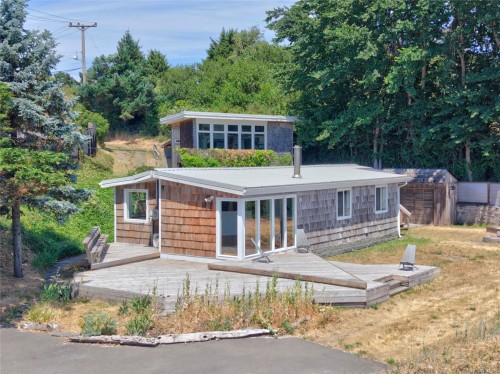 343 Lazo Rd, Comox, BC 