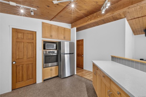 343 Lazo Rd, Comox, BC 